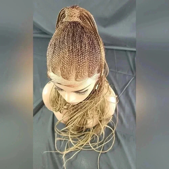 Braided wig  100% handmade, 0mbre wig, NWT feeding  braids absolutely gorgeous - Picture 7 of 16